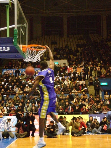 换关键人物 换关键人物