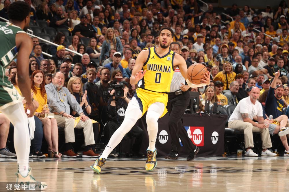 英超狼队V 英超狼队V