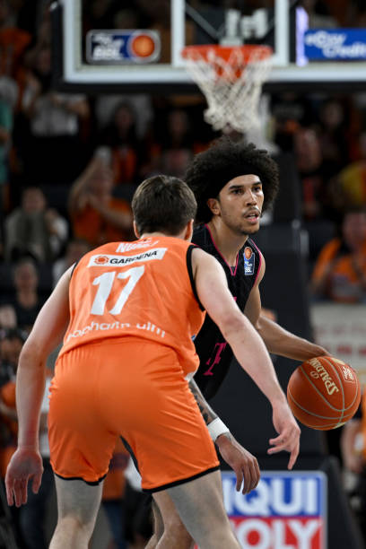 台依然璀璨 台依然璀璨